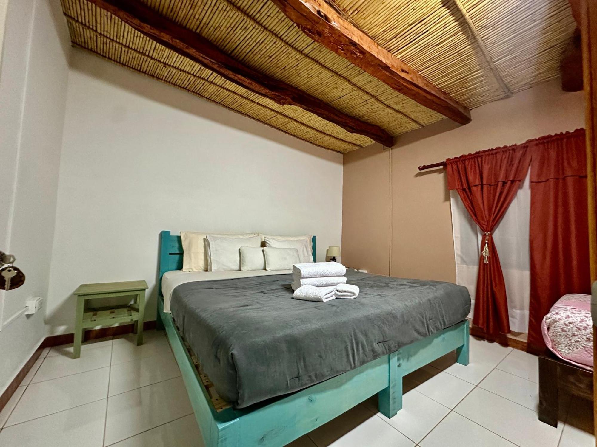 Hostal Qachi Chentura San Pedro de Atacama Exterior photo